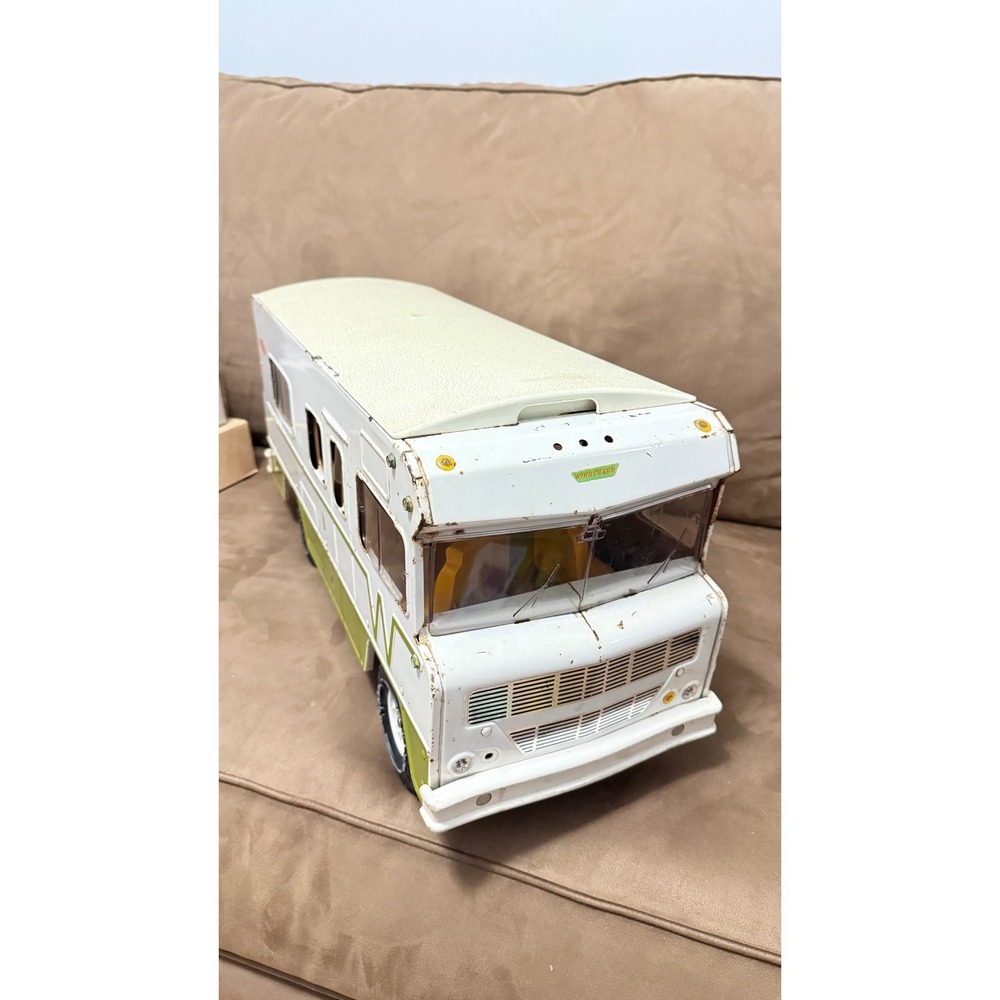 Vintage Tonka Winnebago Indian Motorhome Pressed Steel Toy RV White Green 1970s